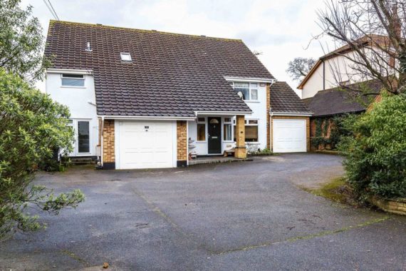 6 Bedroom Detached